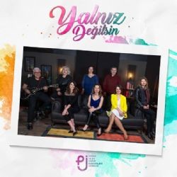 Pembe İzler – Yalnız Değilsin Mp3 Dinle & İndir | Mp3sayar